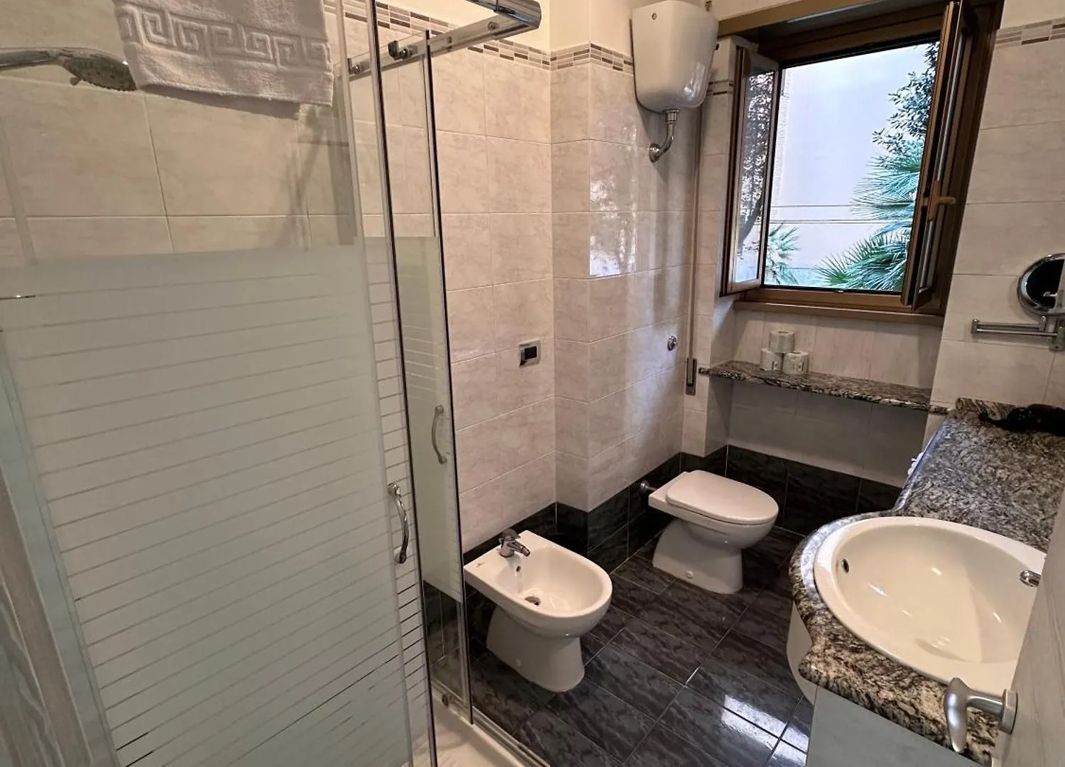 Rhome Away Montagnola Rome Italy
